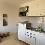 Apartament Malou Baška Voda