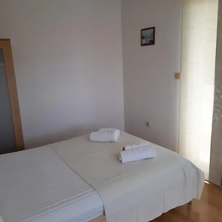 Malou Appartement *