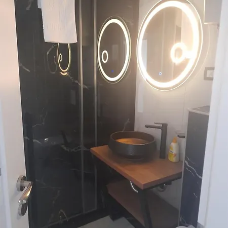 Apartman Malou *