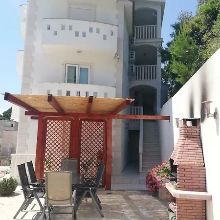 Appartement Malou Baška Voda