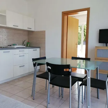 Appartement Malou Baška Voda