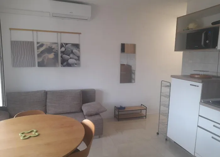 Malou Apartamento